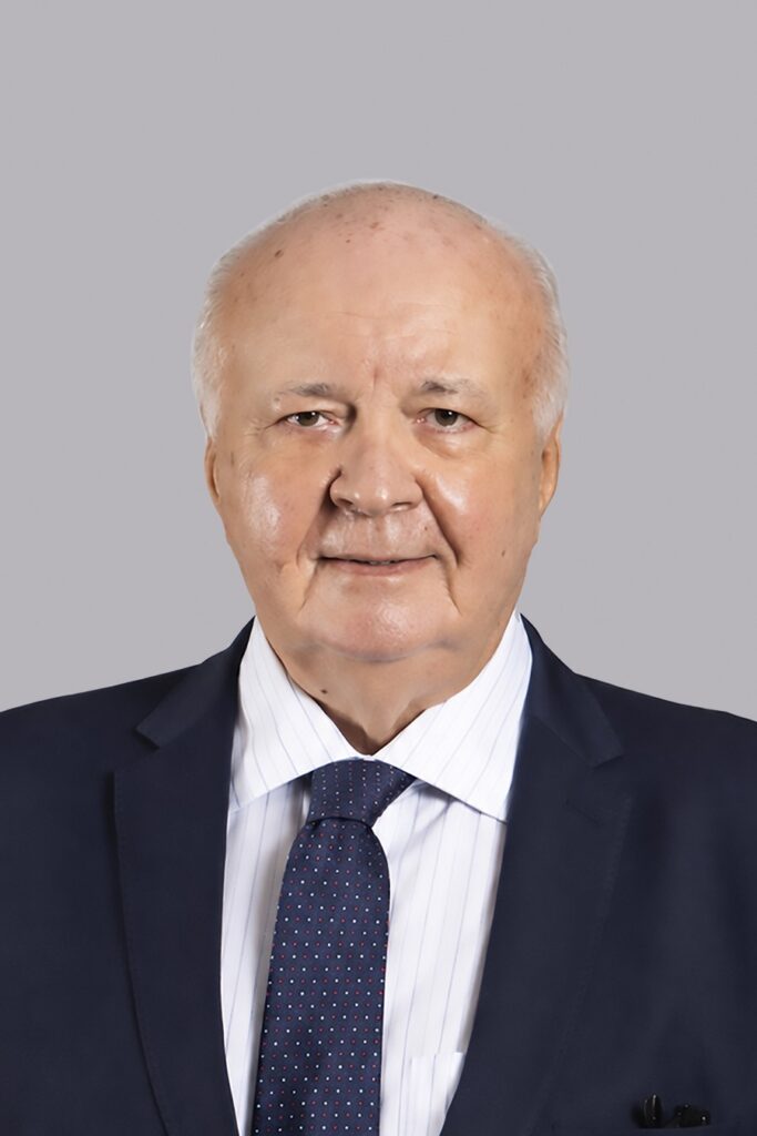 Retrato oficial de Carlos Pinna de Assis